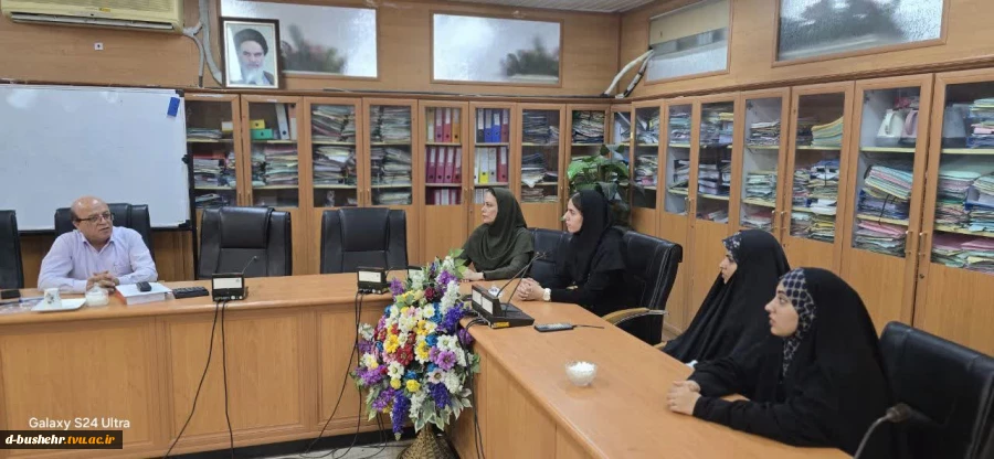 بازدید دانشجویان رشته حسابداری آموزشکده ملی مهارت دختران بوشهر از اداره کل امور مالیاتی استان بوشهر 3